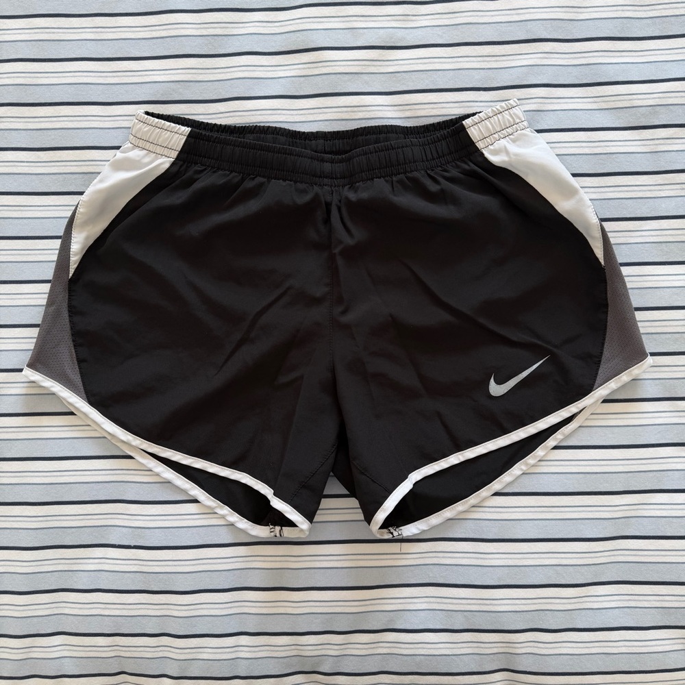 Nike dri fit shorts (size XS)
